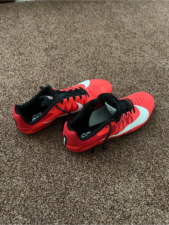 Nike Other - Nike Red and White Indoor Soccer Shoes